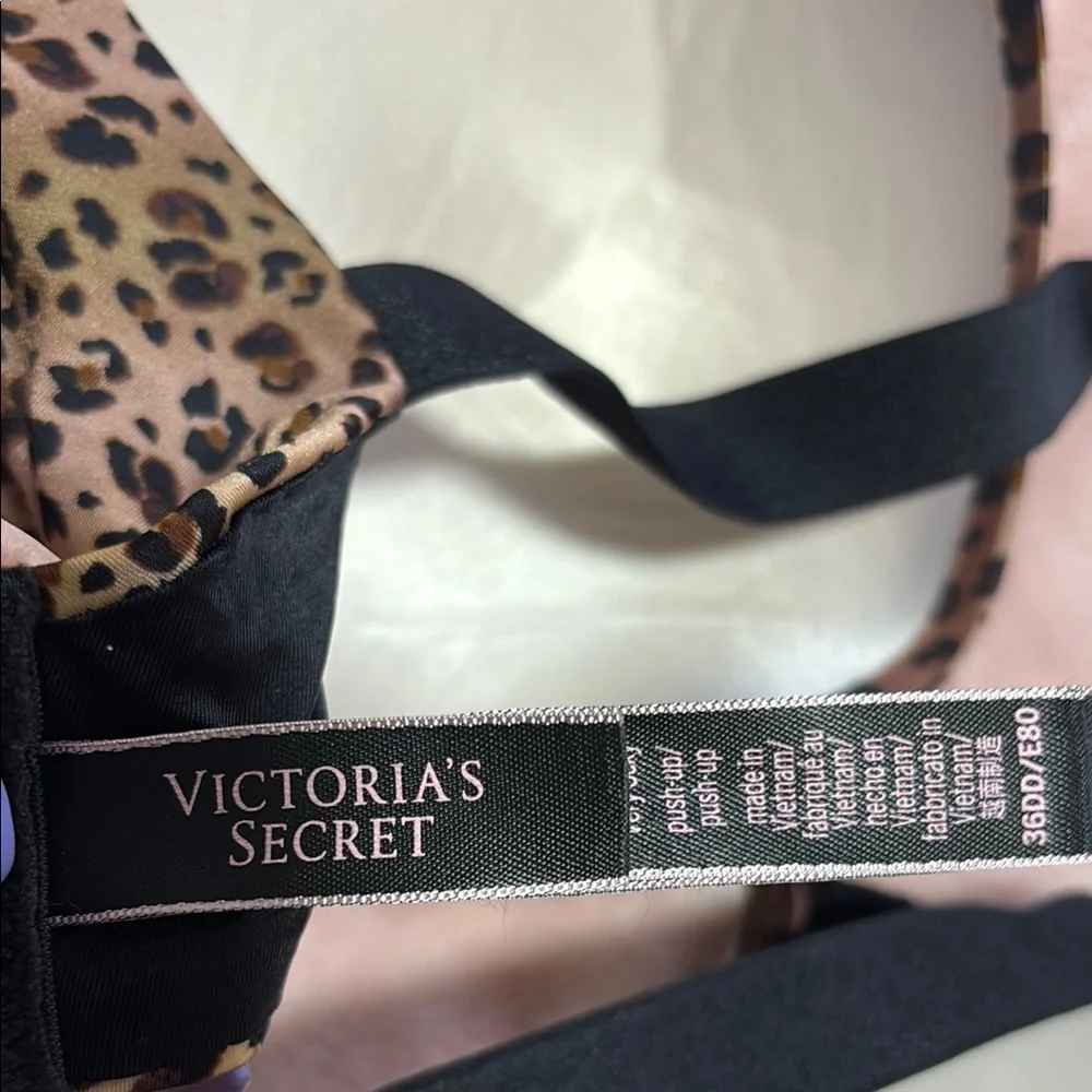 VS-Very Sexy Leopard Print Full-Coverage Bra with bling! - Picture 3 of 5